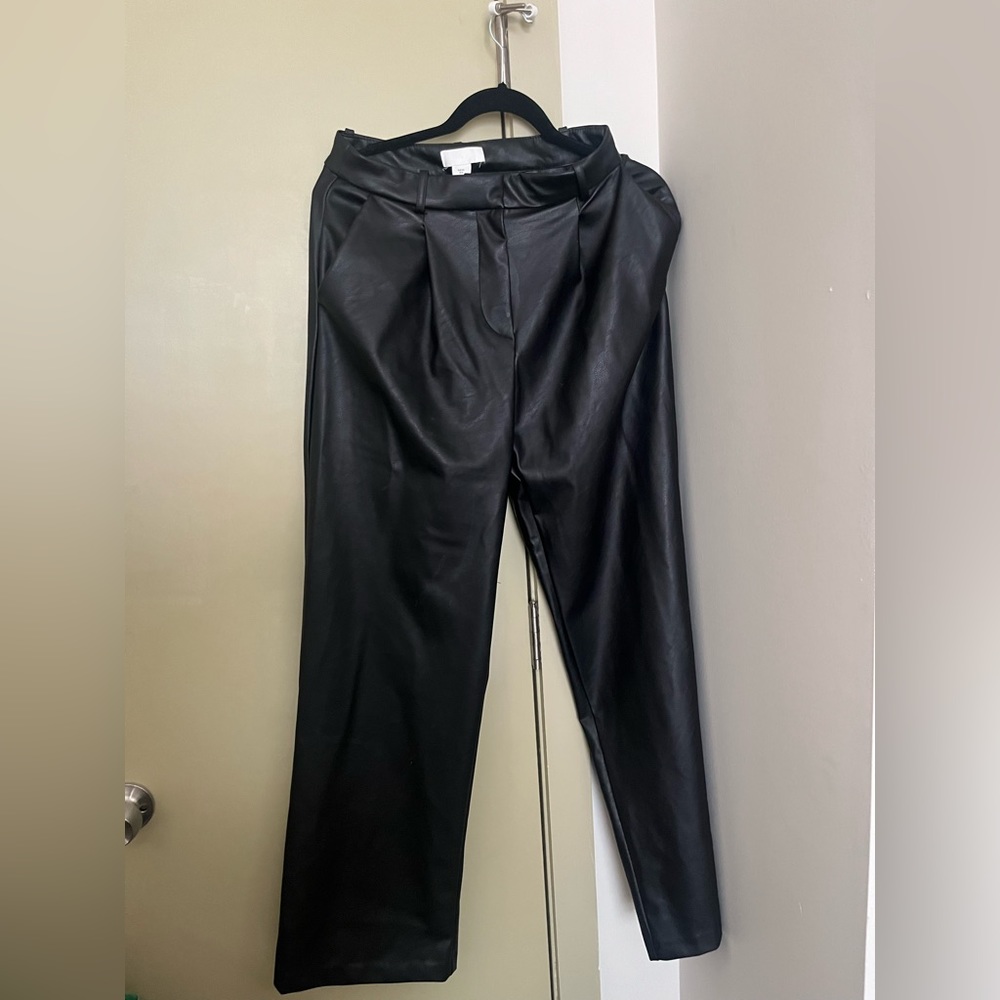 BRAND NEW wo tage vegan leather wide legged pants